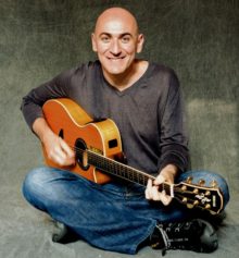 Giovedì 27 giugno 2019, le Canzoni da Spiaggia di Sergio Sgrilli